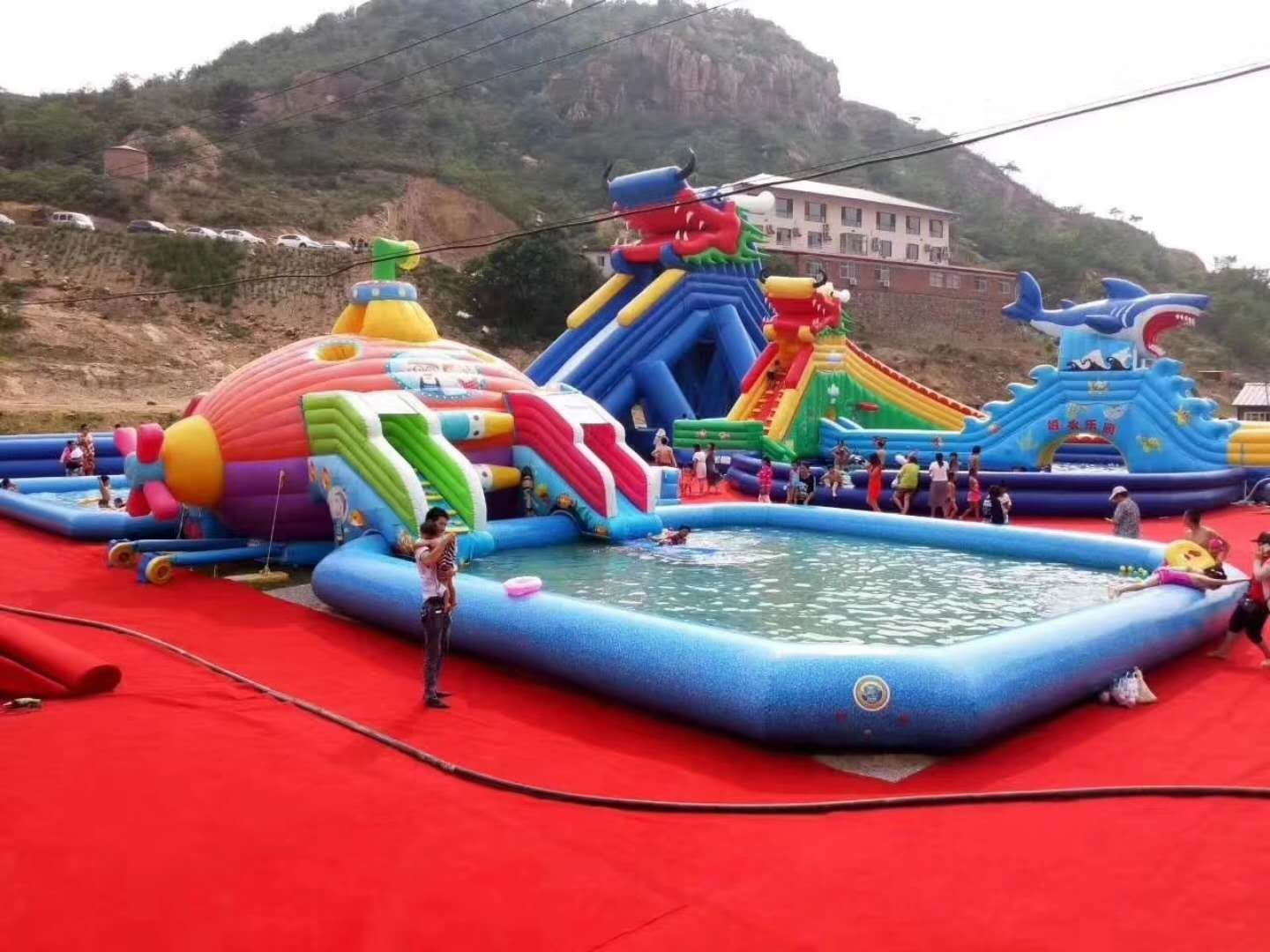 肇庆深海潜艇充气水上乐园